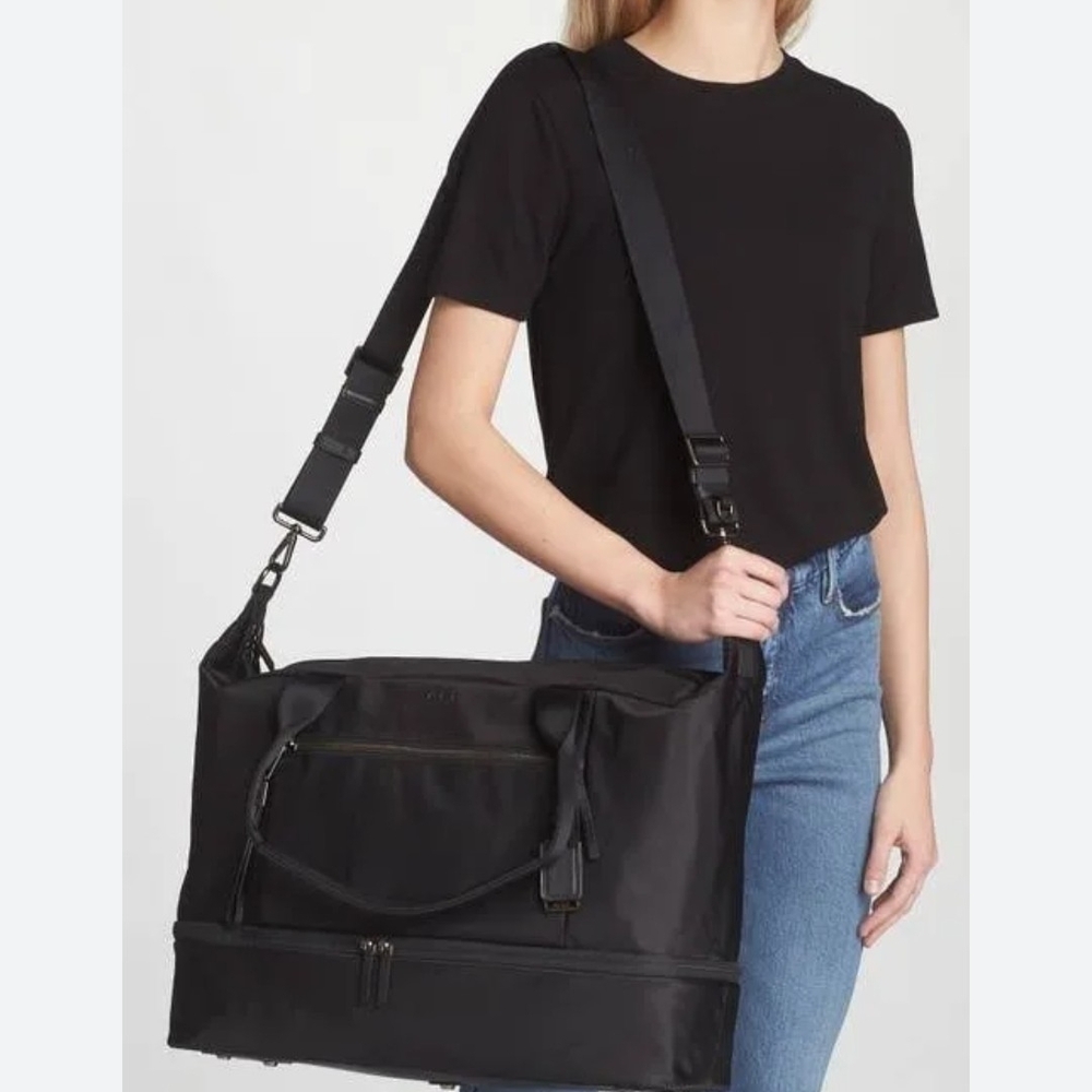 Tumi Voyageur Contine Weekender Duffle Tote - Picture 6 of 16